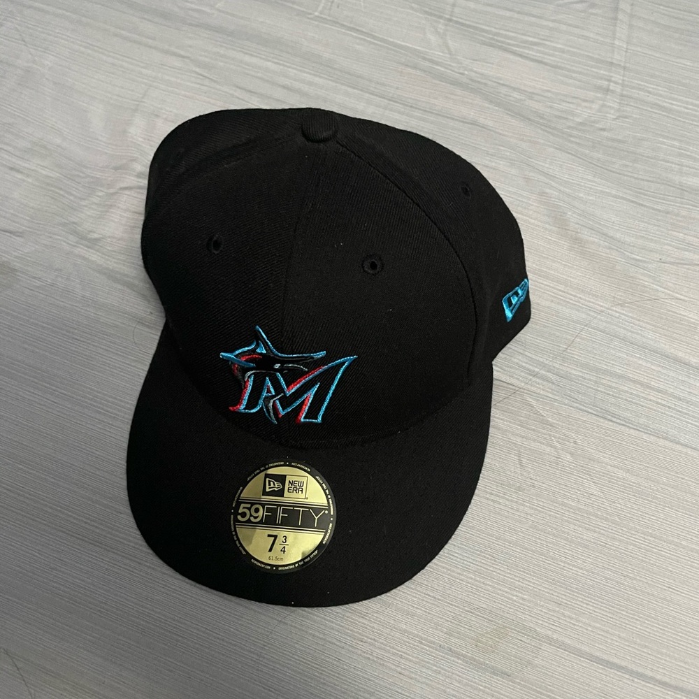 Men’s New Era Miami Marlins Fitted 7 3/4